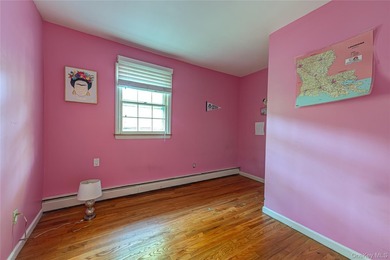 Opportunity to make this charming Halesite home your own. Tucked - photo 17