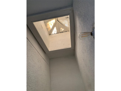 Short Sale. Fully Finished Basement with Separate Entrance - photo 21