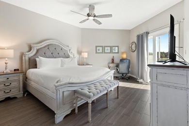 Welcome to 982 Northshore Drive, a beautifully updated townhome - photo 23