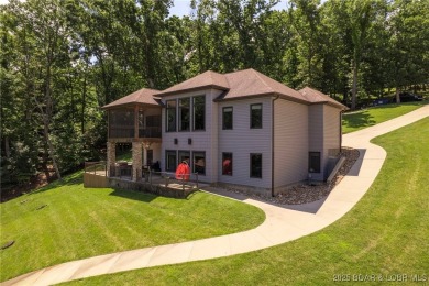 Lake Home Sale Pending in Sunrise Beach, Missouri