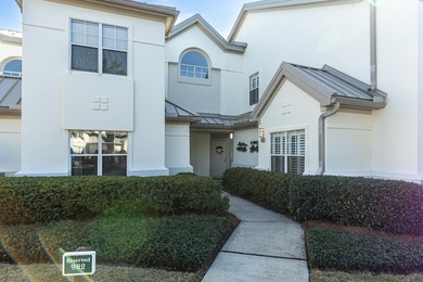 Welcome to 982 Northshore Drive, a beautifully updated townhome - photo 33