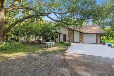 Private Sanctuary with Farmhouse, Pool & Pond nestled on - photo 44