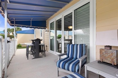 Step into a world where coastal elegance meets resort-style - photo 57