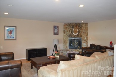 Rare opportunity to own a stunning main channel Lake Wylie - photo 9