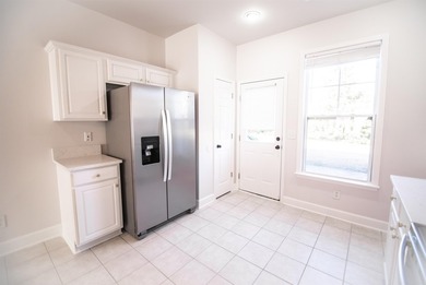 Welcome to this beautifully updated townhome in the desirable - photo 11