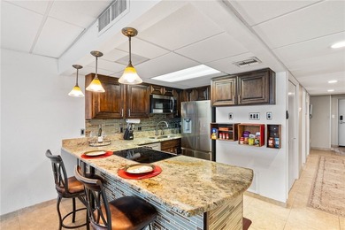 Beachfront Living at Beach Place Condo! Have you visited Beach - photo 5