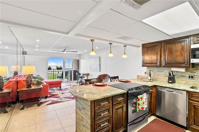 Beachfront Living at Beach Place Condo! Have you visited Beach - photo 6