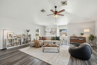 Welcome to this beautifully maintained 3-bedroom, 3-bathroom - photo 16