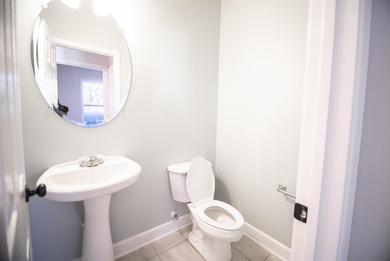 Welcome to this beautifully updated townhome in the desirable - photo 20