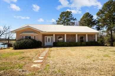 BEAUTIFUL WATERFRONT HOME IN LAKE FOREST ESTATES! - photo 4
