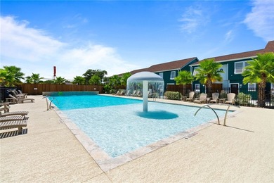 Welcome to LITTLE BAY LANDING, a beautifully renovated 24-unit - photo 4