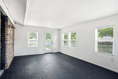 WATERFRONT - PRICE ADJUSTED TO MAKE IT EASIER FOR YOU TO BE ON - photo 12