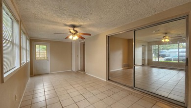 BRAND NEW ROOF in 2025. NEW Carpet. Seller is willing to FULLY - photo 13