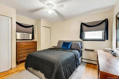 Welcome to 10 Brian Drive, East Islip-a beautifully maintained - photo 15