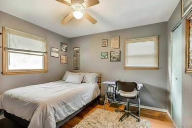 Welcome to 10 Brian Drive, East Islip-a beautifully maintained - photo 17
