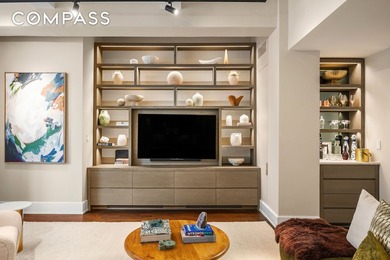 *THE SOLITA, 3B SOHO LOFT LIVING. NO PIED- -TERRE TAX. NO BETTER - photo 3