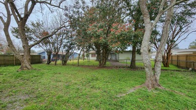BRAND NEW ROOF in 2025. NEW Carpet. Seller is willing to FULLY - photo 26