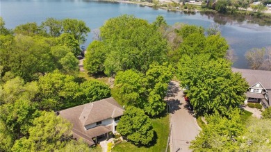 Parkers Lake Home For Sale in Plymouth Minnesota