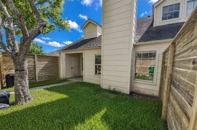 Welcome to this beautifully maintained 2-bedroom, 2-bath - photo 1