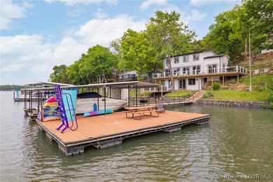 Delightful 4-Bedroom, 2-Bath Lakefront Getaway with Sweeping - photo 47