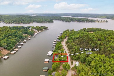 Delightful 4-Bedroom, 2-Bath Lakefront Getaway with Sweeping - photo 51