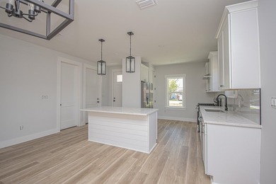 Step into this semi-custom home beautifully designed with plenty - photo 26