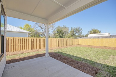 Step into this semi-custom home beautifully designed with plenty - photo 45