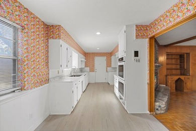 Excellent remodel opportunity! This two-story, 4 bedroom, 2.5 - photo 8