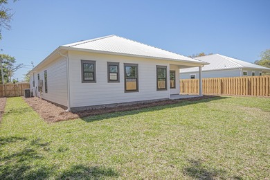 Step into this semi-custom home beautifully designed with plenty - photo 50