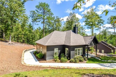 Lake Martin Home For Sale in Tallassee Alabama