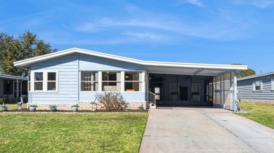 Lake Harris Home Sale Pending in Tavares Florida