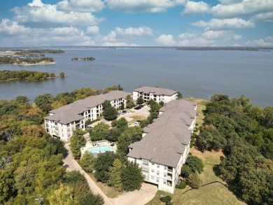 Lake Lewisville Condo For Sale in Lake Dallas Texas