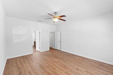 Fantastic home! Affordably priced to sell. This home has so much - photo 27