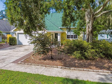 (private lake, pond, coastal) Home For Sale in New Port Richey Florida