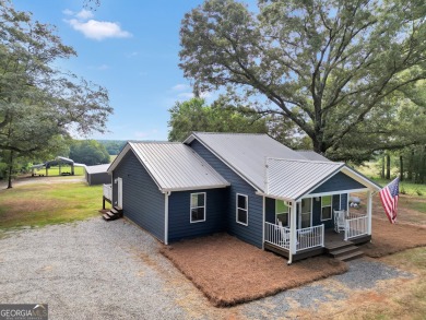 (private lake, pond, creek) Home For Sale in Williamson Georgia