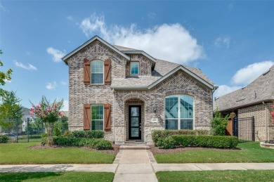Lake Viridian Home For Sale in Arlington Texas