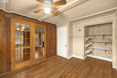 Great opportunity with many possibilities, this beautiful - photo 13