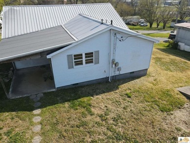 Wonderful opportunity to build sweat equity, rental home or fix - photo 13