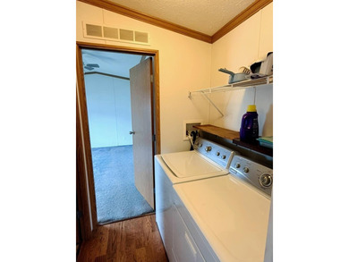 Own a little piece of Chincoteague with this darling Mobile Home - photo 17