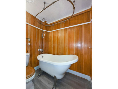 Great opportunity with many possibilities, this beautiful - photo 21
