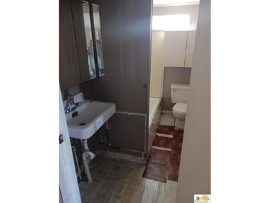 Wonderful opportunity to build sweat equity, rental home or fix - photo 22