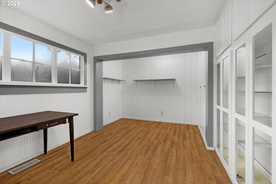 Great opportunity with many possibilities, this beautiful - photo 25