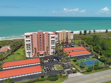 Expansive ocean and lagoon views from every room in this direct - photo 29