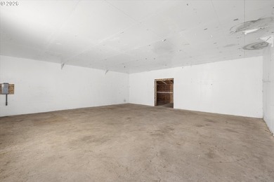 Great opportunity with many possibilities, this beautiful - photo 30