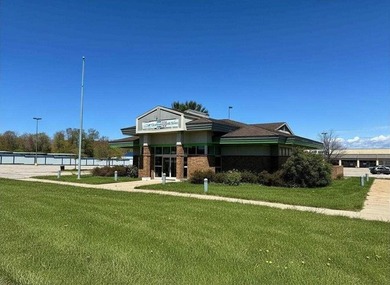 Establish your business in this high-visibility, 2,500 sq. ft - photo 1