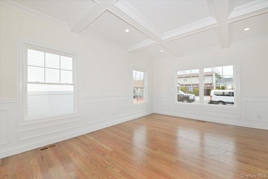 Welcome to this beautiful newly constructed center hall colonial - photo 4