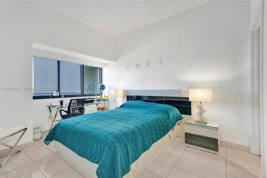 Stunning 2-Bedroom + Den / 2.5 Bathroom Residence at Gran