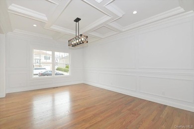 Welcome to this beautiful newly constructed center hall colonial - photo 7