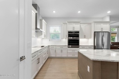 Step inside 114 New Leatherwood Drive, where luxury, comfort - photo 20