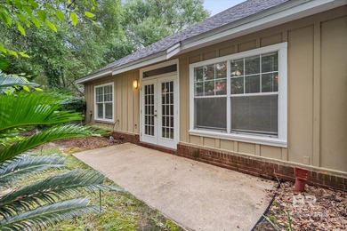 Well-maintained 2-bedroom, 2-bath end-unit condo located in The - photo 21